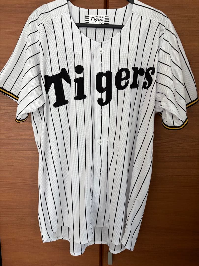 阪神タイガース　近本光司選手90周年レプリカユニフォーム　Lサイズ