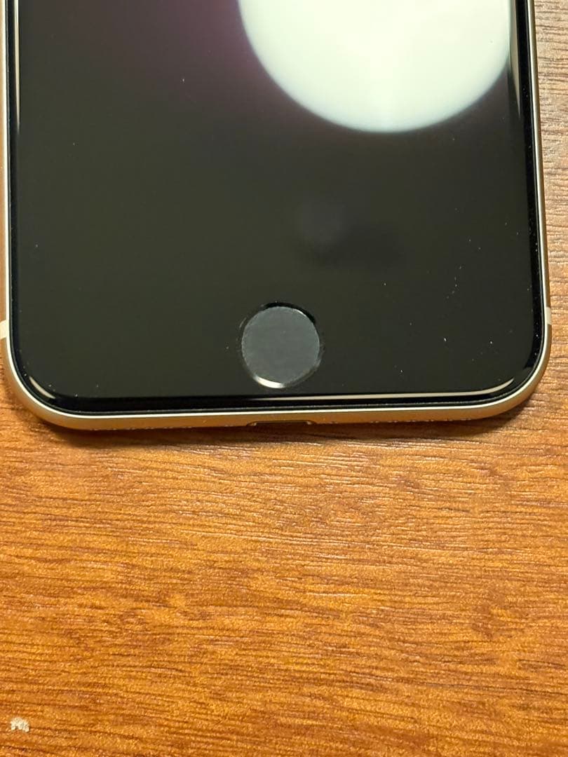 【極美品】iPhone SE 第3世代 64GB スターライト バッテリー99%