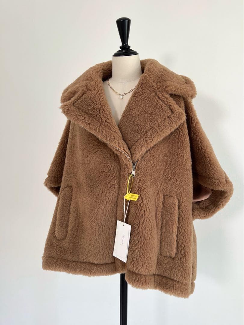 新品未使用 ベアポンチョジップテーラードMaxMaraがお好きな方