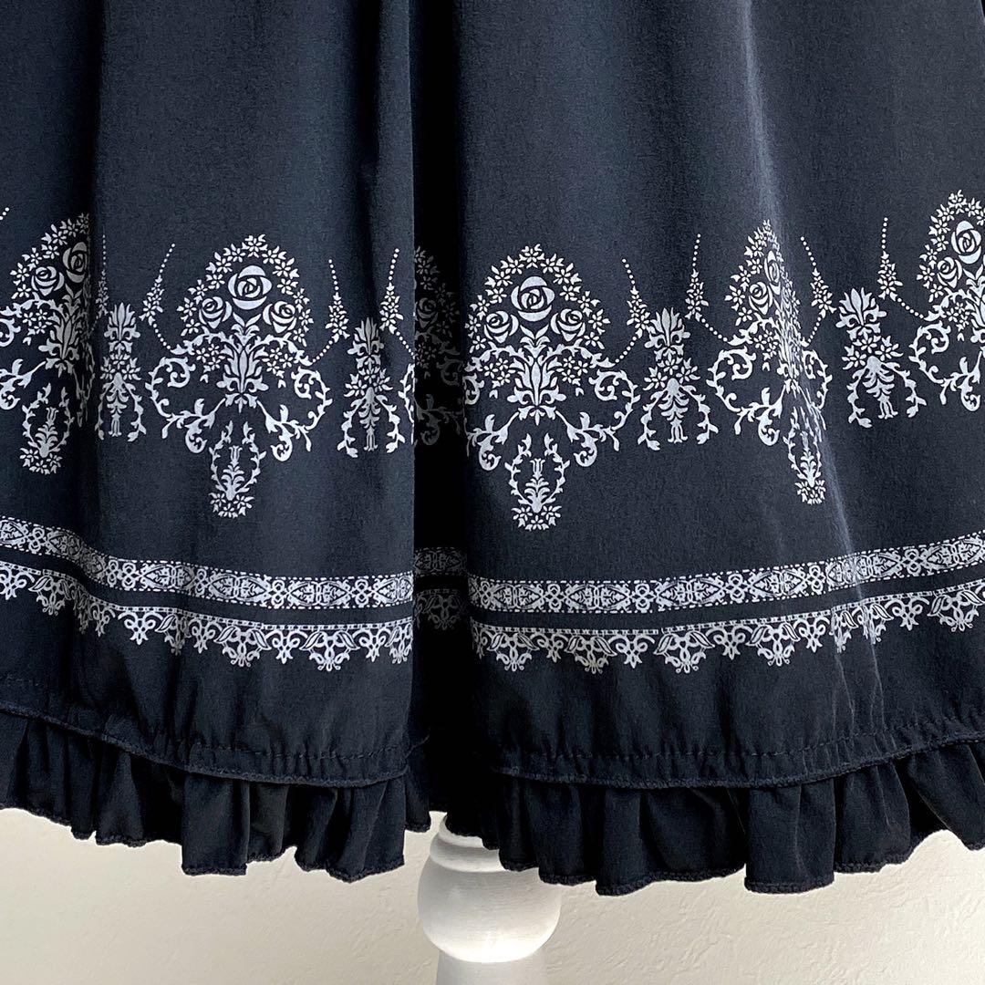 新品未使用OZZ ONESTEリバーシブルボリュームスカート　レース　フリル　黒