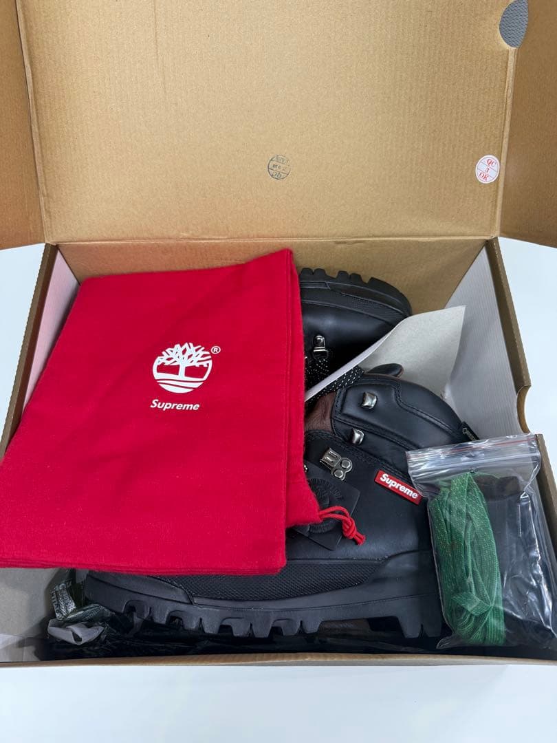 靴 Supreme Timberland World Hiker