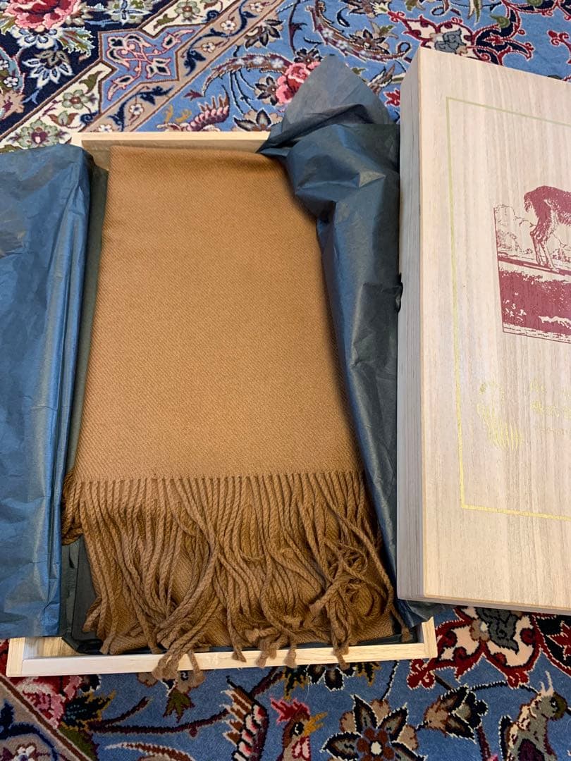 稀少/ビキューナのショール　フリンジ付き 箱入り