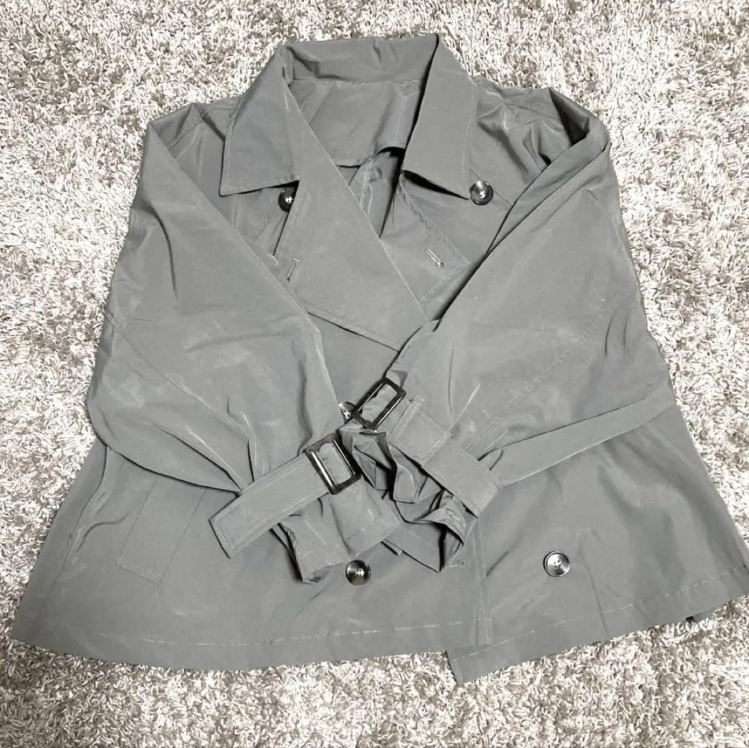 PLUS OTOHA プラスオトハ ショートトレンチコート カーキ