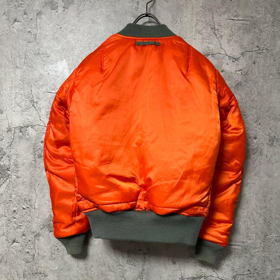 【超人気◎】AVIREX　フライトジャケット　MA-1　美品　完売モデル◎