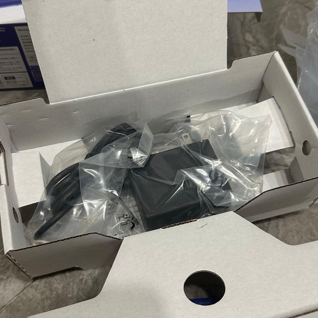 Nintendo Switch Lite 青ブルー 本体・ACアダプター、箱付き