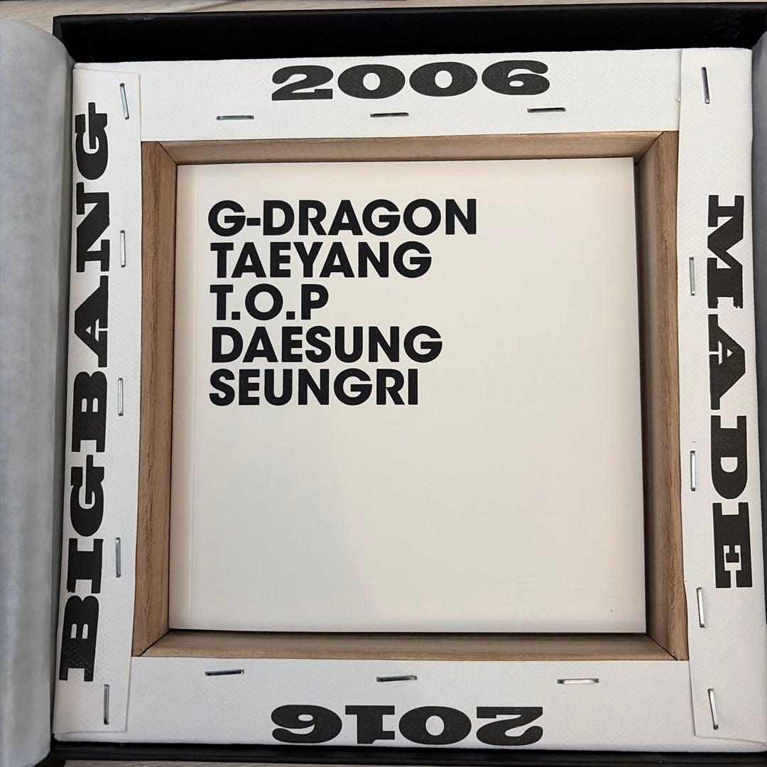 BIGBANG MADE(歌詞カード韓国版)　メンバーポストカード付き