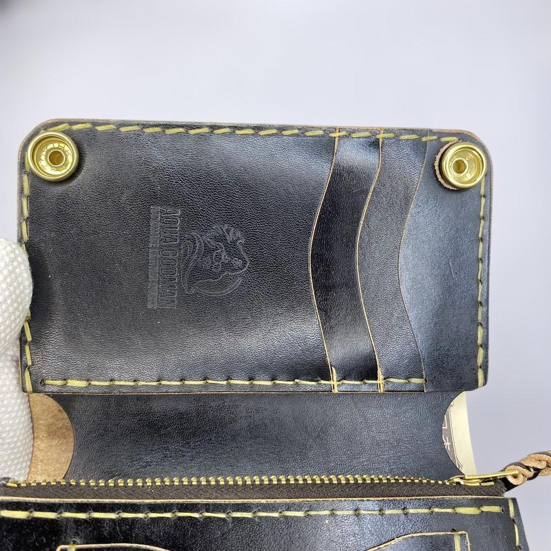 折らずお札収納 丘染めブラックの無骨トラッカーウォレット マチ 引手 小判かん