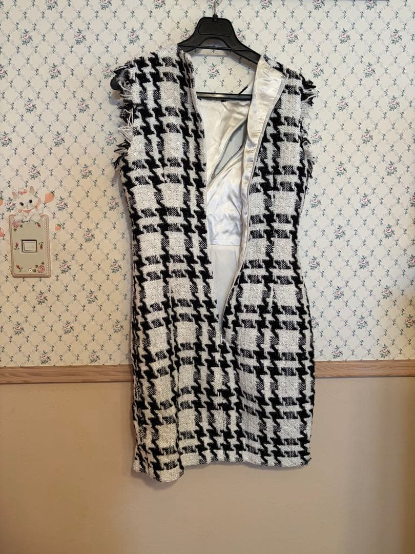 値下げ交渉可能！！Robe de Fleurs Glossy キャバドレス