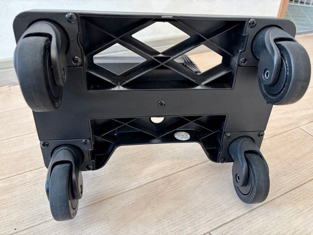 SWANY スワニー 4輪 ストッパー キャリーバッグ小型