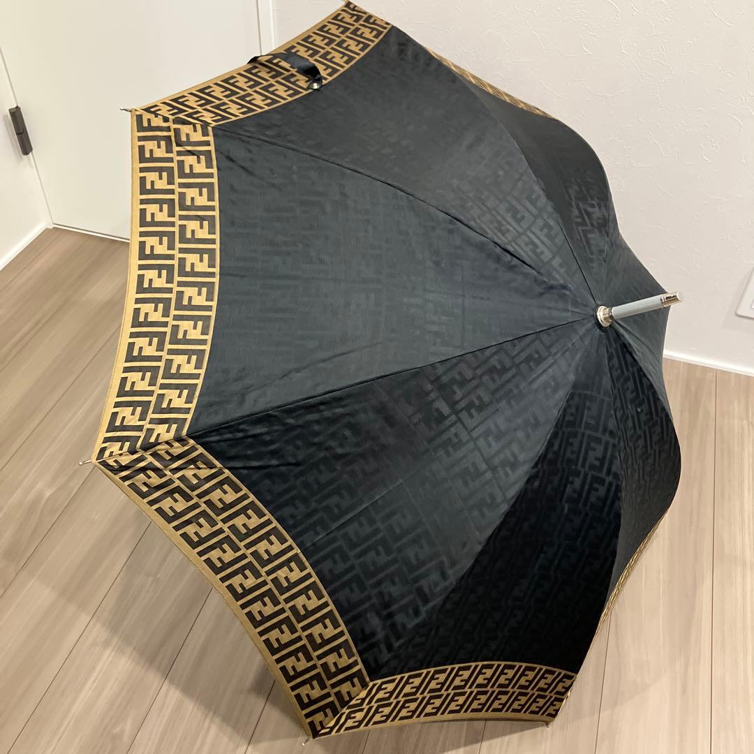 〈タグ付き未使用〉フェンディ 長傘　ズッカ柄