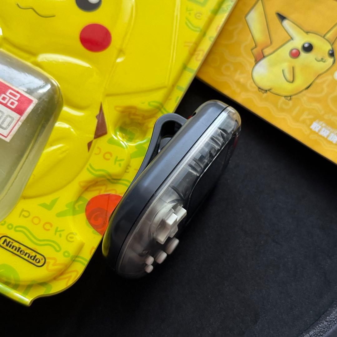 新品極美品！任天堂ポケットピカチュウ！カラー　金・銀といっしょ！動作確認済み