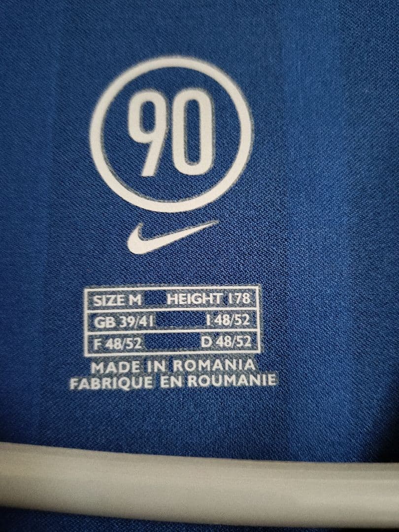 バルセロナ04/05（H）半袖 #5プジョル サイン入