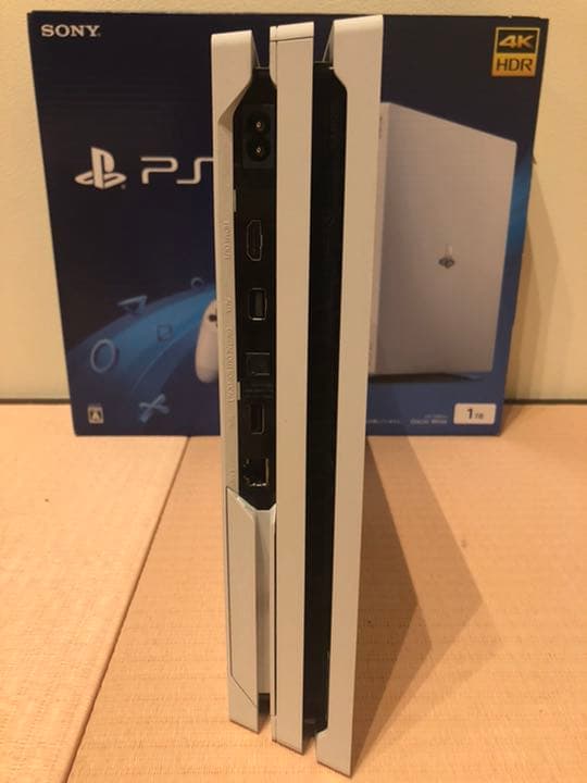 Nintendo Switch SONY PlayStation4 CUH-7200BB02