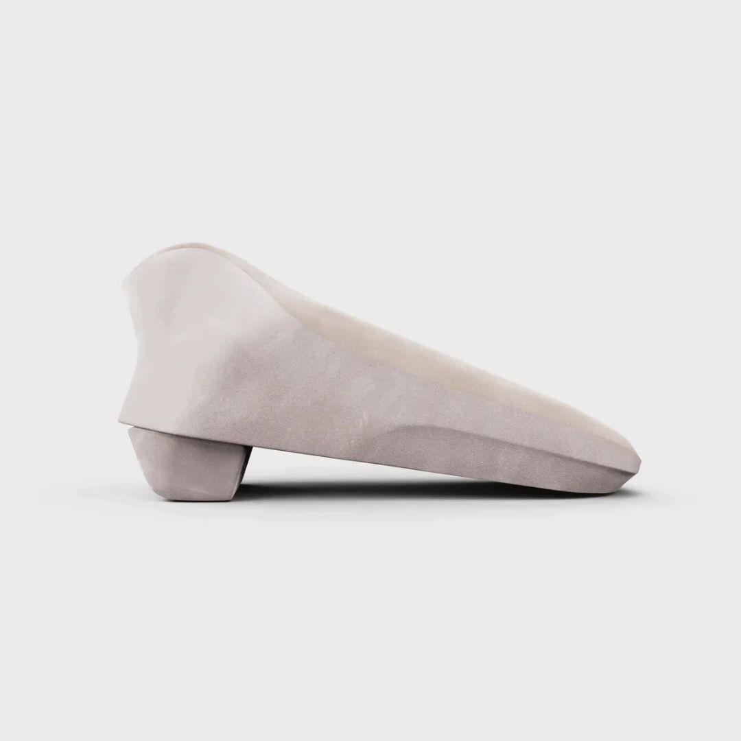 美品　 Prone Cushion™（プローンクッション）ドーンベージュ