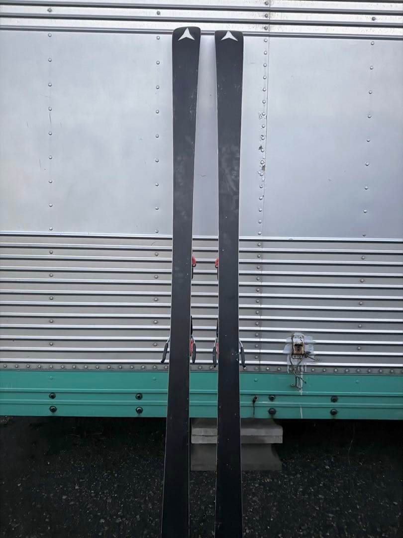 ATOMIC REDSTER G9 183cm ビンディングX16スキー板