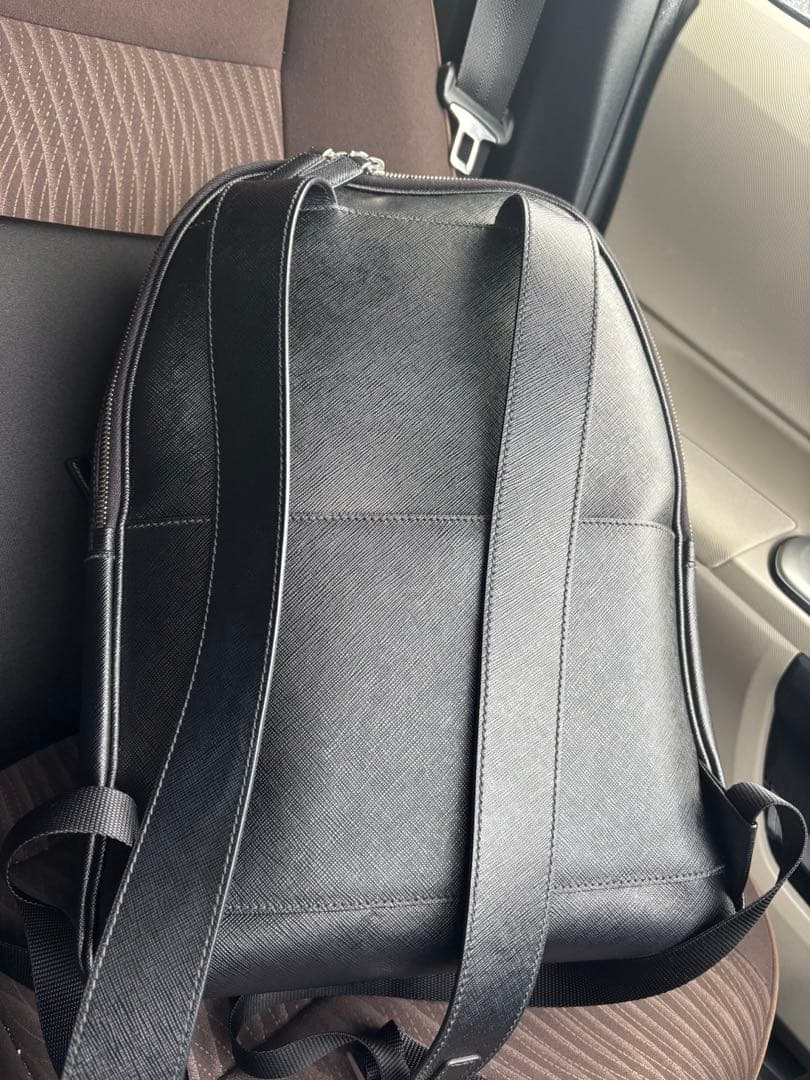 セール中 PRADA プラダ リュック サフィアーノレザー RFID認証済 黒