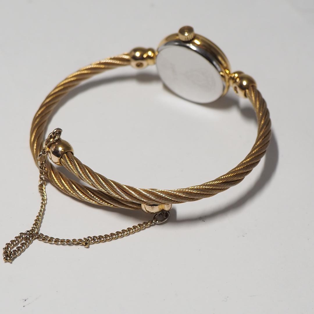 美品 グッチ GUCCI ワイヤー バングルウォッチ シェリー 腕時計 F745