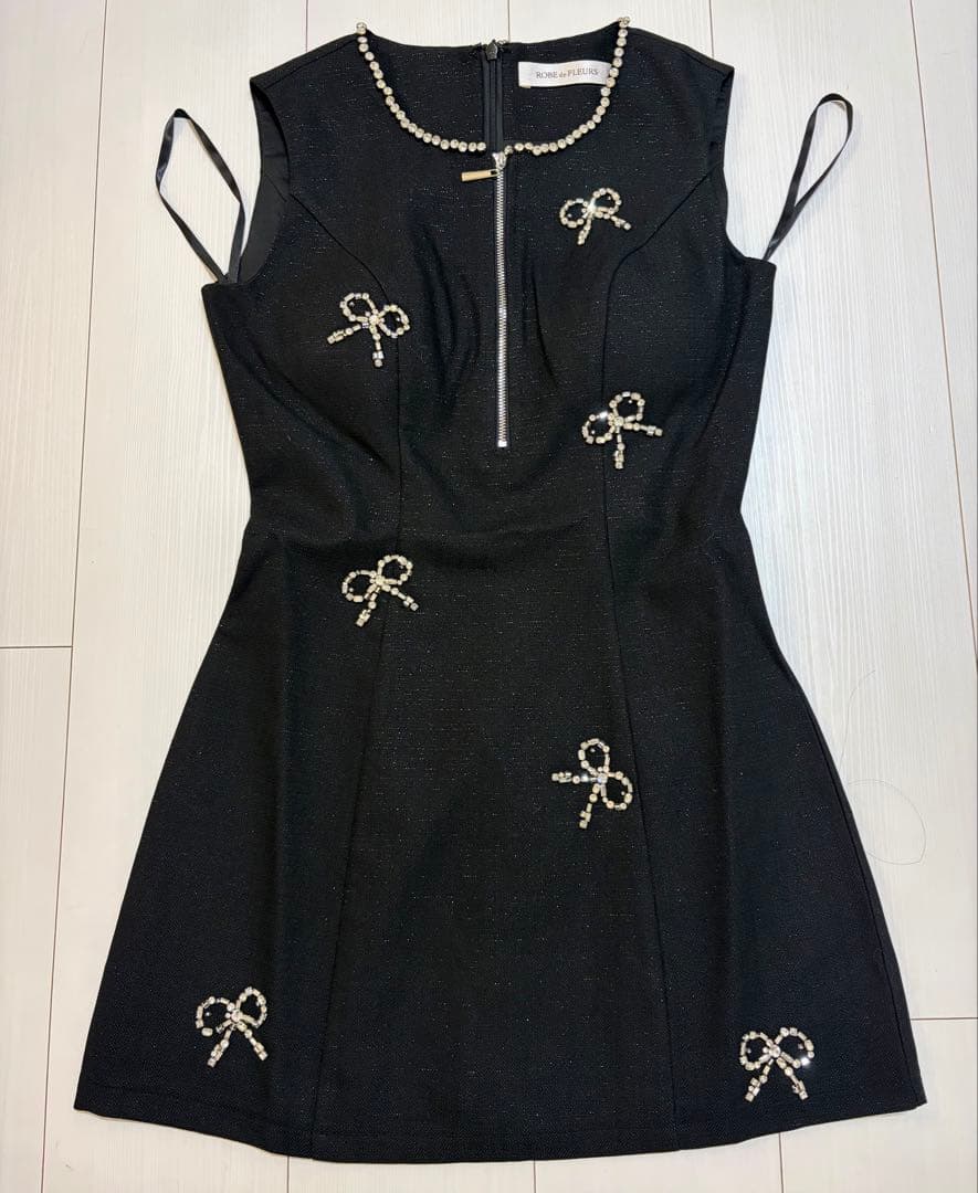 ROBEdeFLEURSノースリーブ ビジュー ジップデザイン リボンフレアミニ