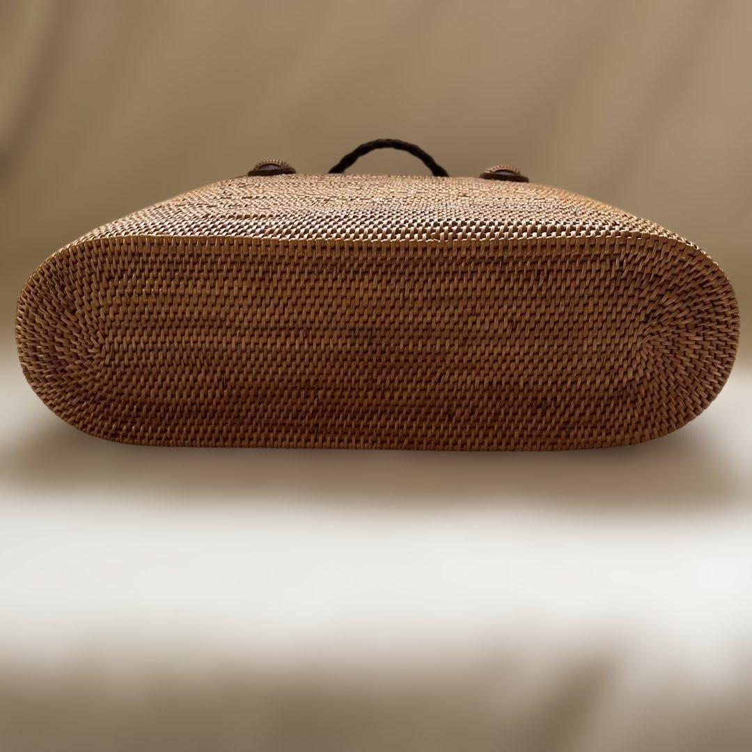 美品！アンドユウ　アタ製カゴバッグ　AndYu内布ファスナー付き