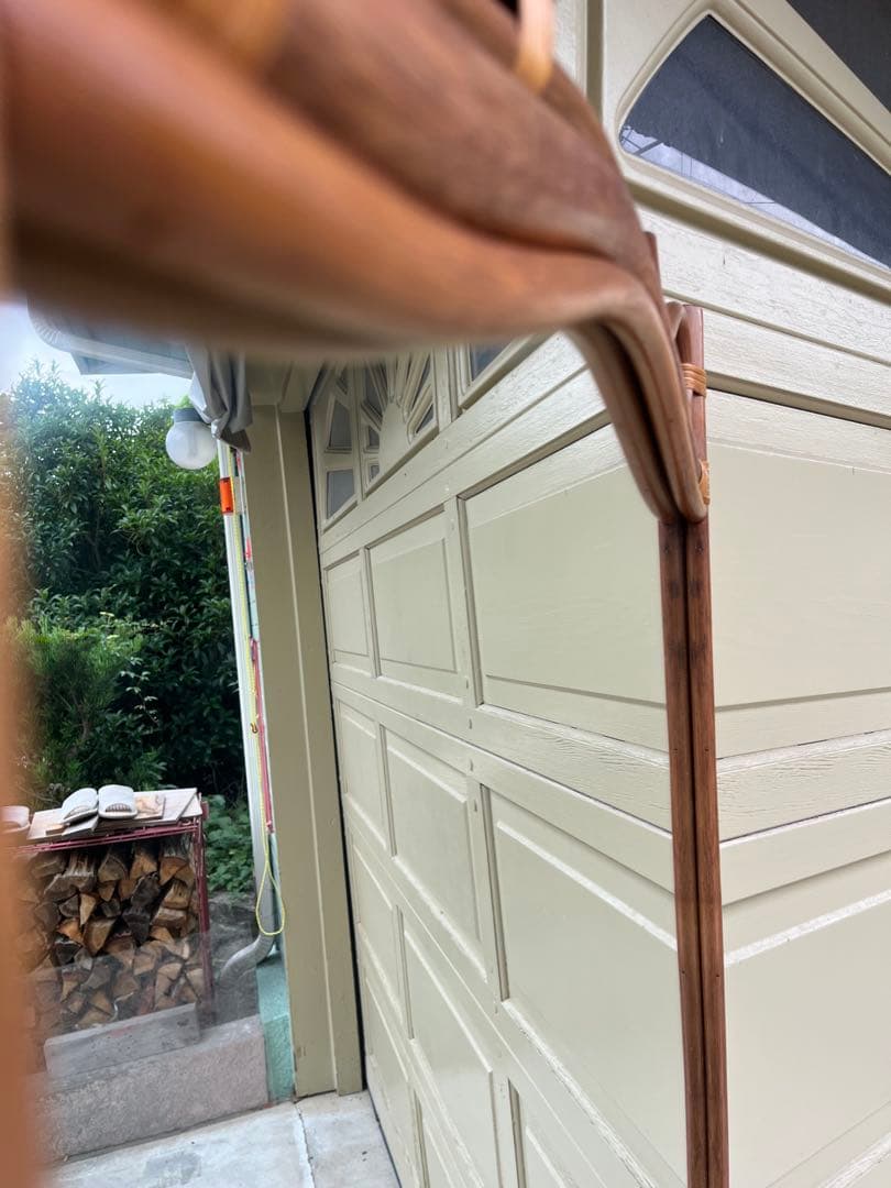 木製スタンドミラー 大きめ 曲線デザイン