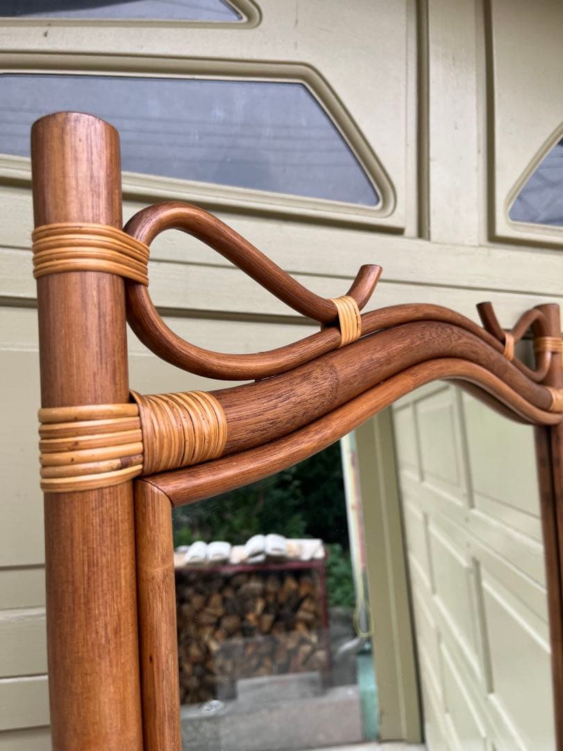 木製スタンドミラー 大きめ 曲線デザイン