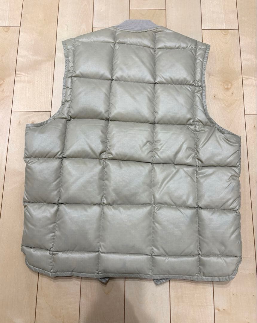 EDDIE BAUER ダウンベスト　70s 黒タグ　　ベージュ　ヴィンテージ