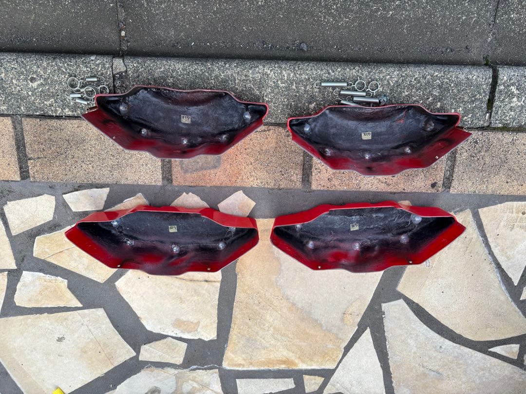 ランクル300 キャリパーカバー4個セット