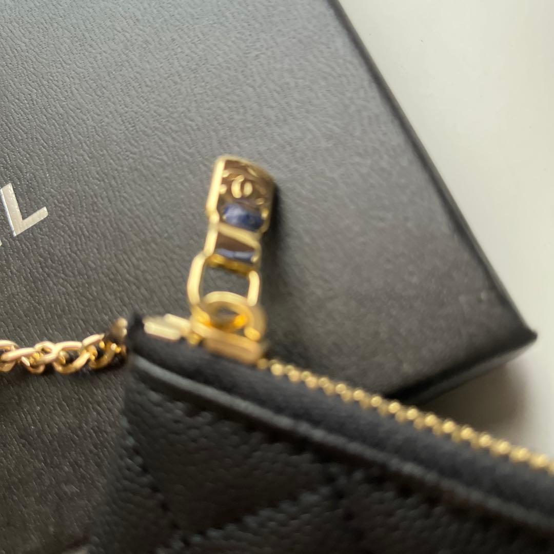 CHANELのケース　キーリングノベルティ