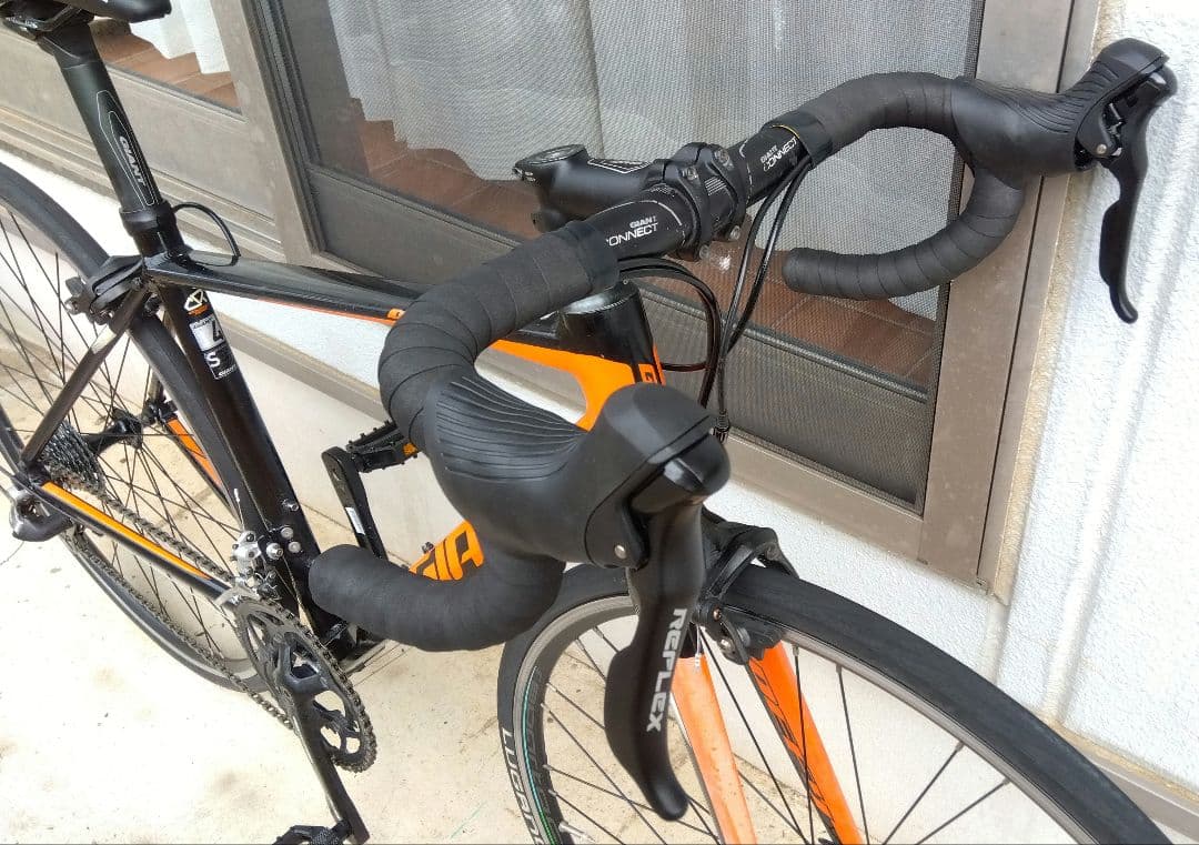 【整備済み】GIANT ロードバイク　DEFY　16段変速