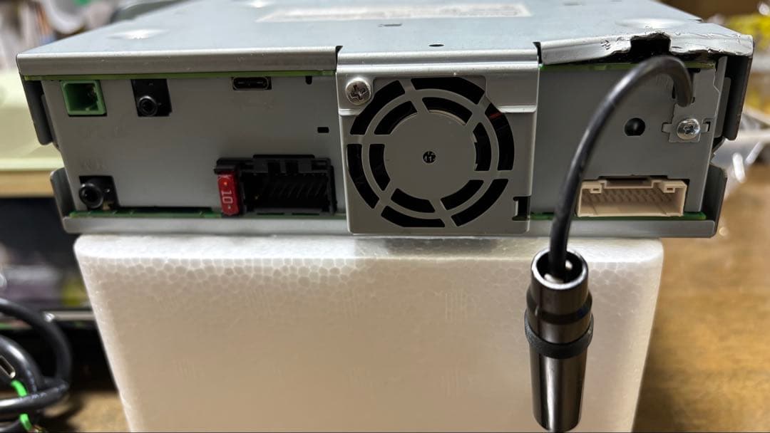 パイオニア　カロッツェリア　DMH-SF700 ディスプレイオーディオ