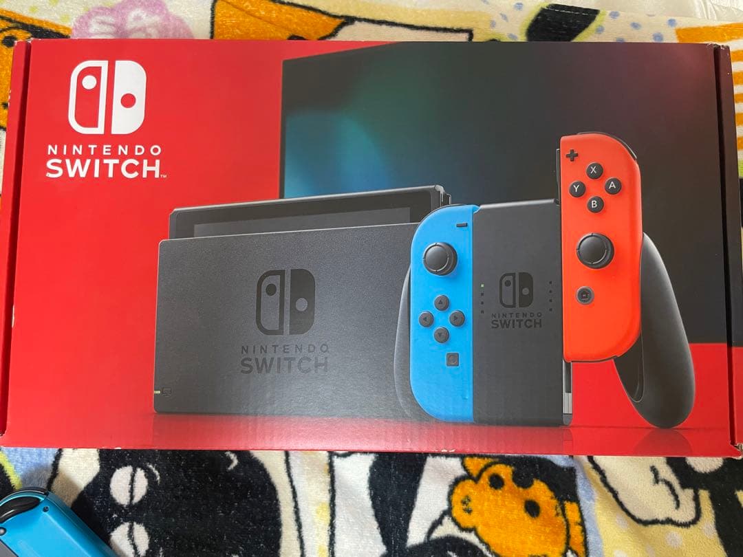 動作確認済み極美品　Nintendo Switch 本体 赤と青 Joy-Con