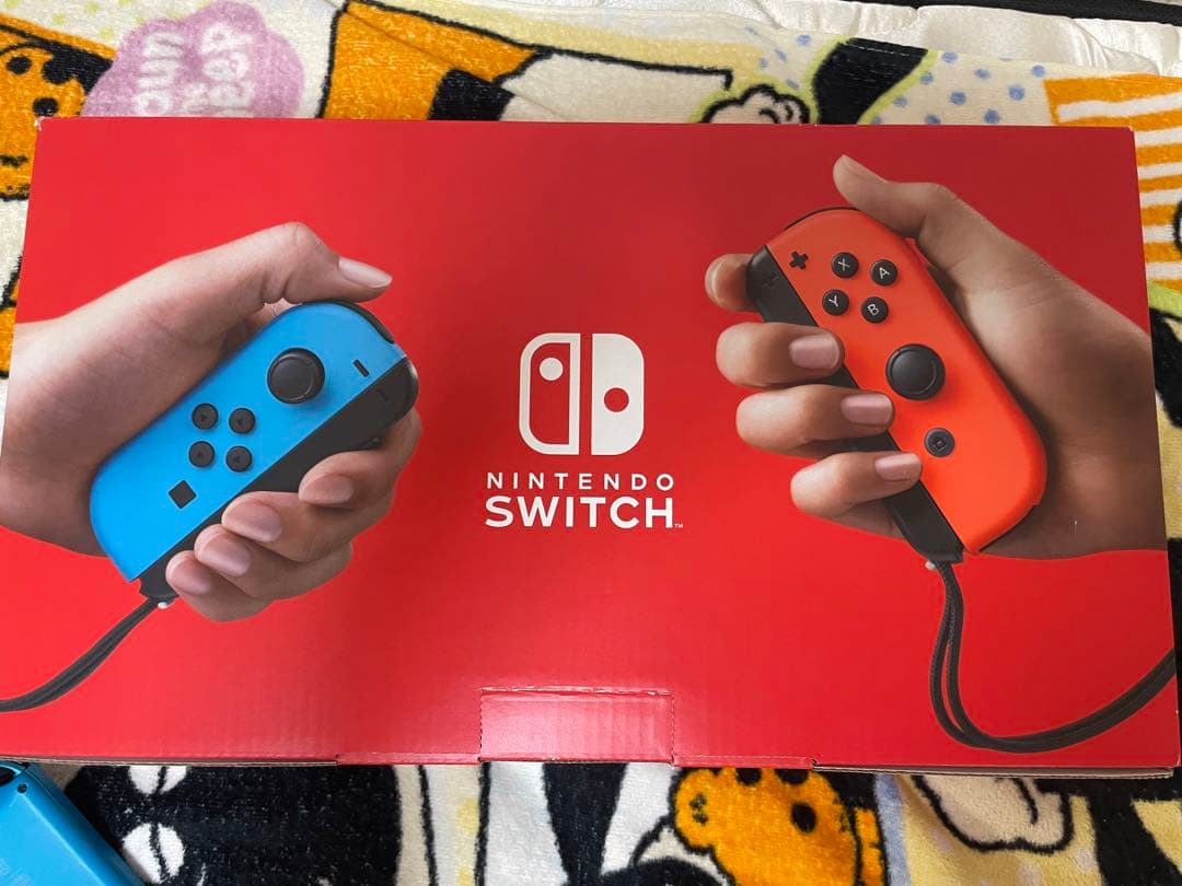 動作確認済み極美品　Nintendo Switch 本体 赤と青 Joy-Con