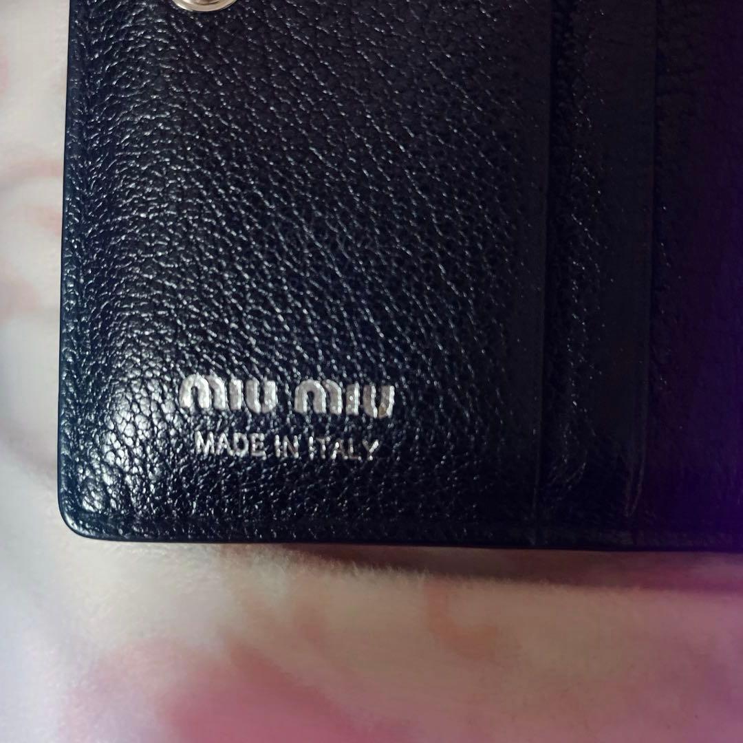 な*な様 miumiu マドラスパール2つ折り財布 ブラック