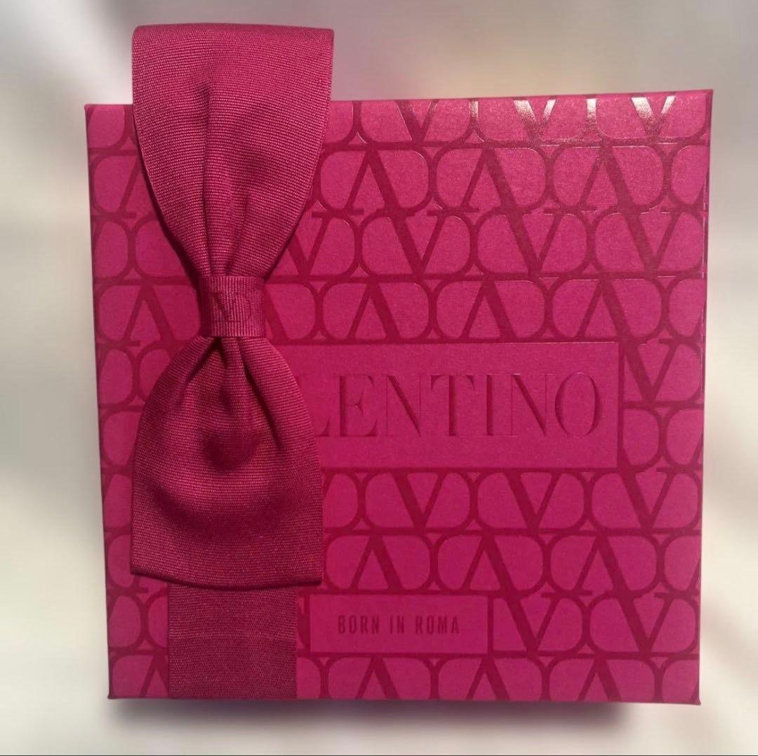 VALENTINO ドンナ ボーン イン ローマ セット 50ml + 15ml