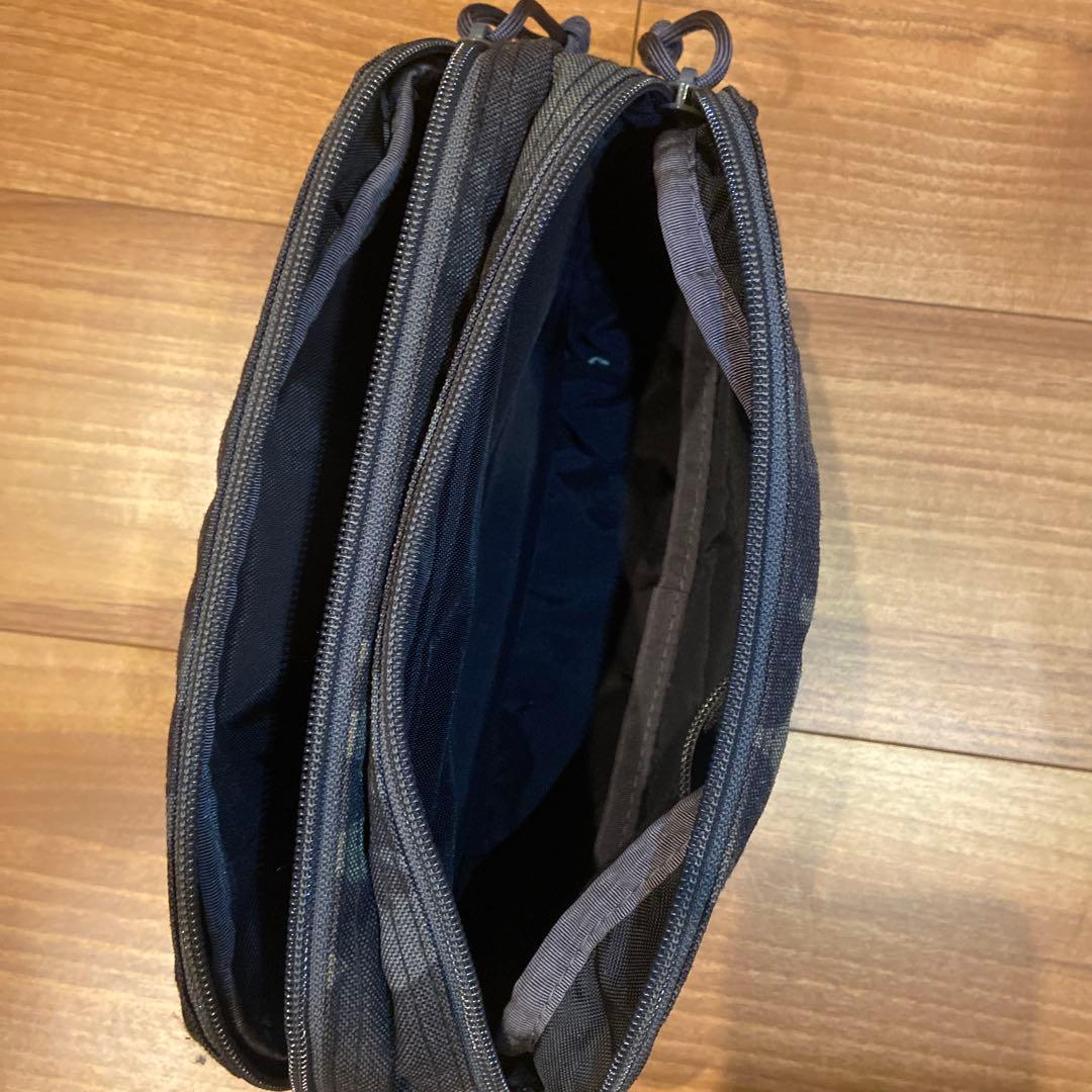 BRIEFING GOLF ブリーフィングゴルフ ダブルジップ ポーチ　迷彩柄