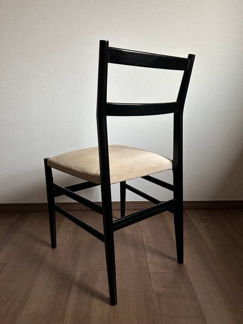 正規品　中古　カッシーナ　cassina 646 チェア 椅子 新品価格　15万