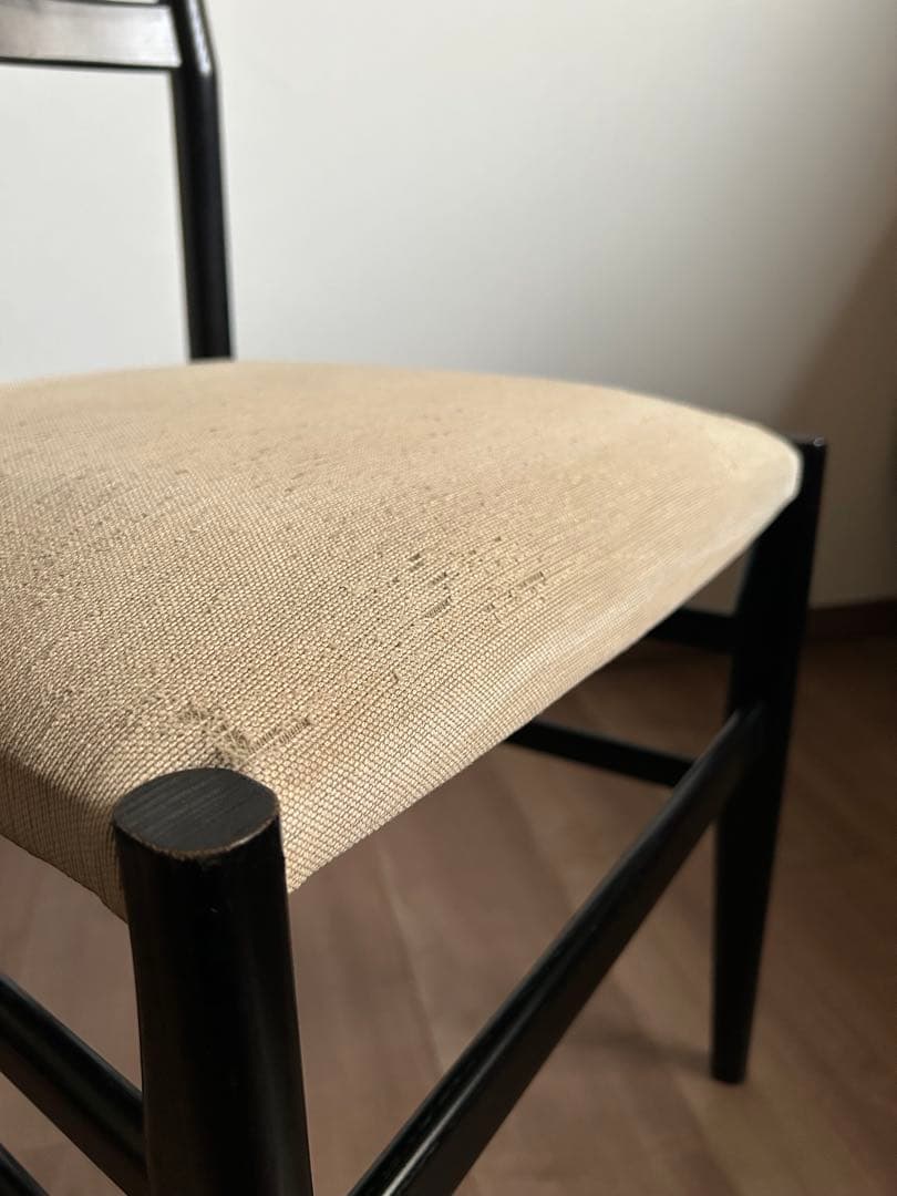 正規品　中古　カッシーナ　cassina 646 チェア 椅子 新品価格　15万