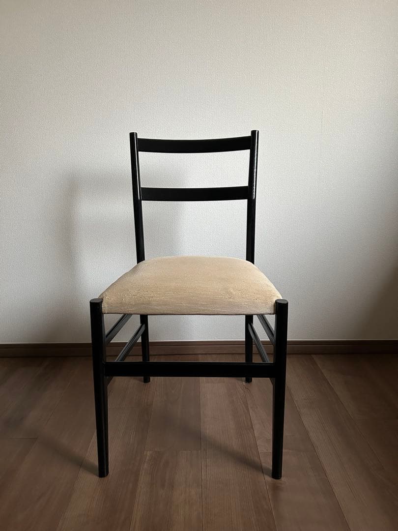 正規品　中古　カッシーナ　cassina 646 チェア 椅子 新品価格　15万