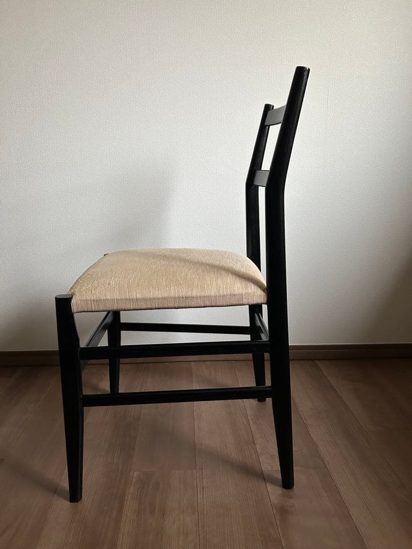 正規品　中古　カッシーナ　cassina 646 チェア 椅子 新品価格　15万