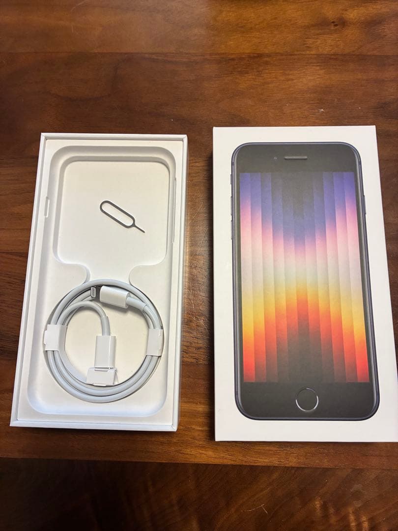 Apple iPhone SE3本体64G