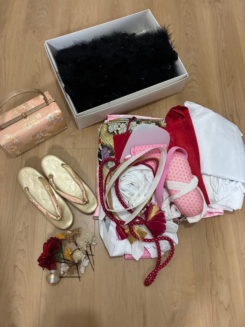 5kidsMaMa プロフ必読 成人式　振袖フルセット　華やか振袖 花柄