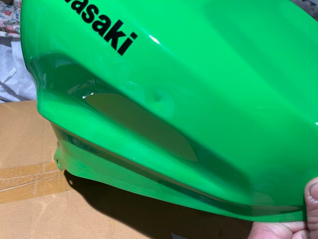 Kawasaki ZX25R 中古タンク