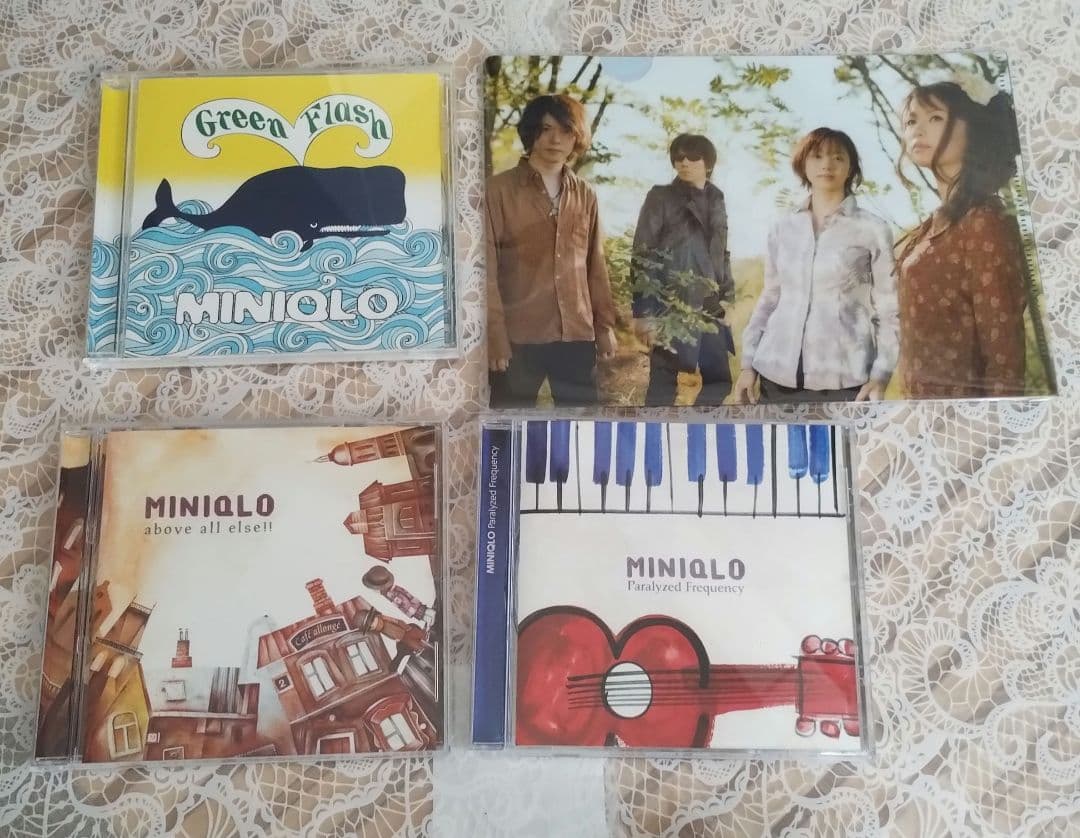 MINIQLO CD3枚セット　クリアファイル付