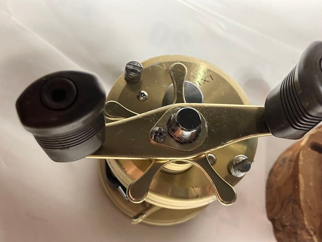 シマノカルカッタ201XTゴールド　左巻き巻き 1209-2