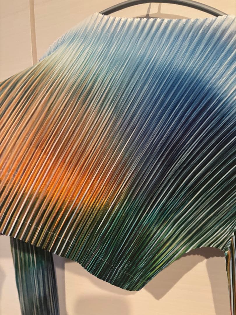 今季 ISSEY MIYAKE OBSCURE PLEATS