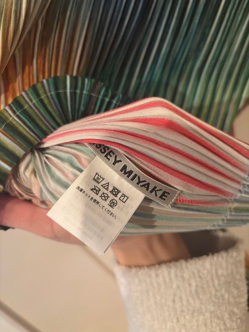 今季 ISSEY MIYAKE OBSCURE PLEATS