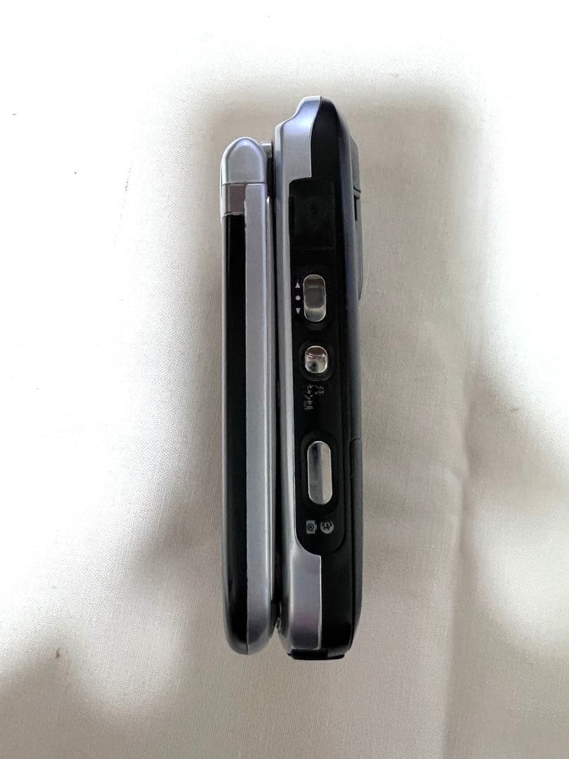 FF7着メロ多数　P506iC アプリ内蔵（パワプロ/パックマンなど）