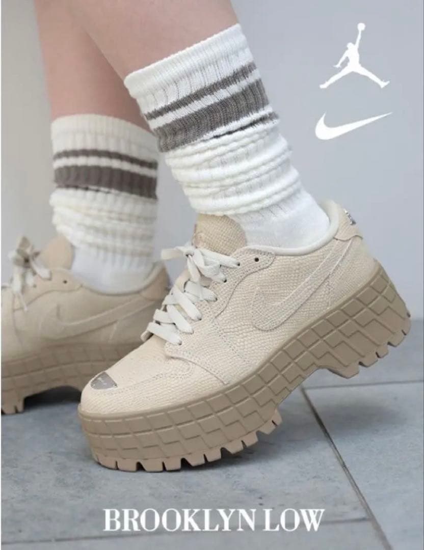 新品 ナイキ ウィメンズ エアジョーダン1 ブルックリン ロー 24.0㎝