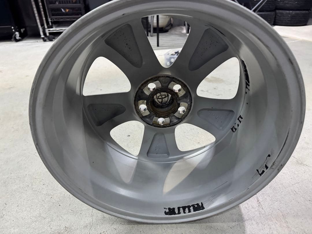 30プリウス Sツーリング　純正ホイール　17インチ　7J＋50 100 4本