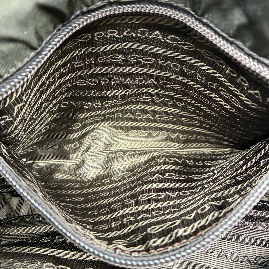 美品 PRADA プラダ ナイロン ショルダーバッグ カーキ A1359B1